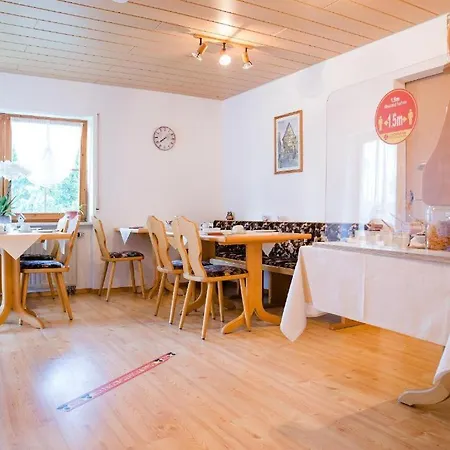 Bed & Breakfast Gaestehaus St. Martin Sipplingen